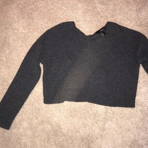 Grey cropped sweater!